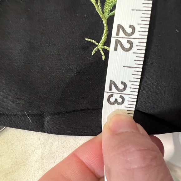 EUC Tibi black silk cropped pants with embroidery - Picture 8 of 8